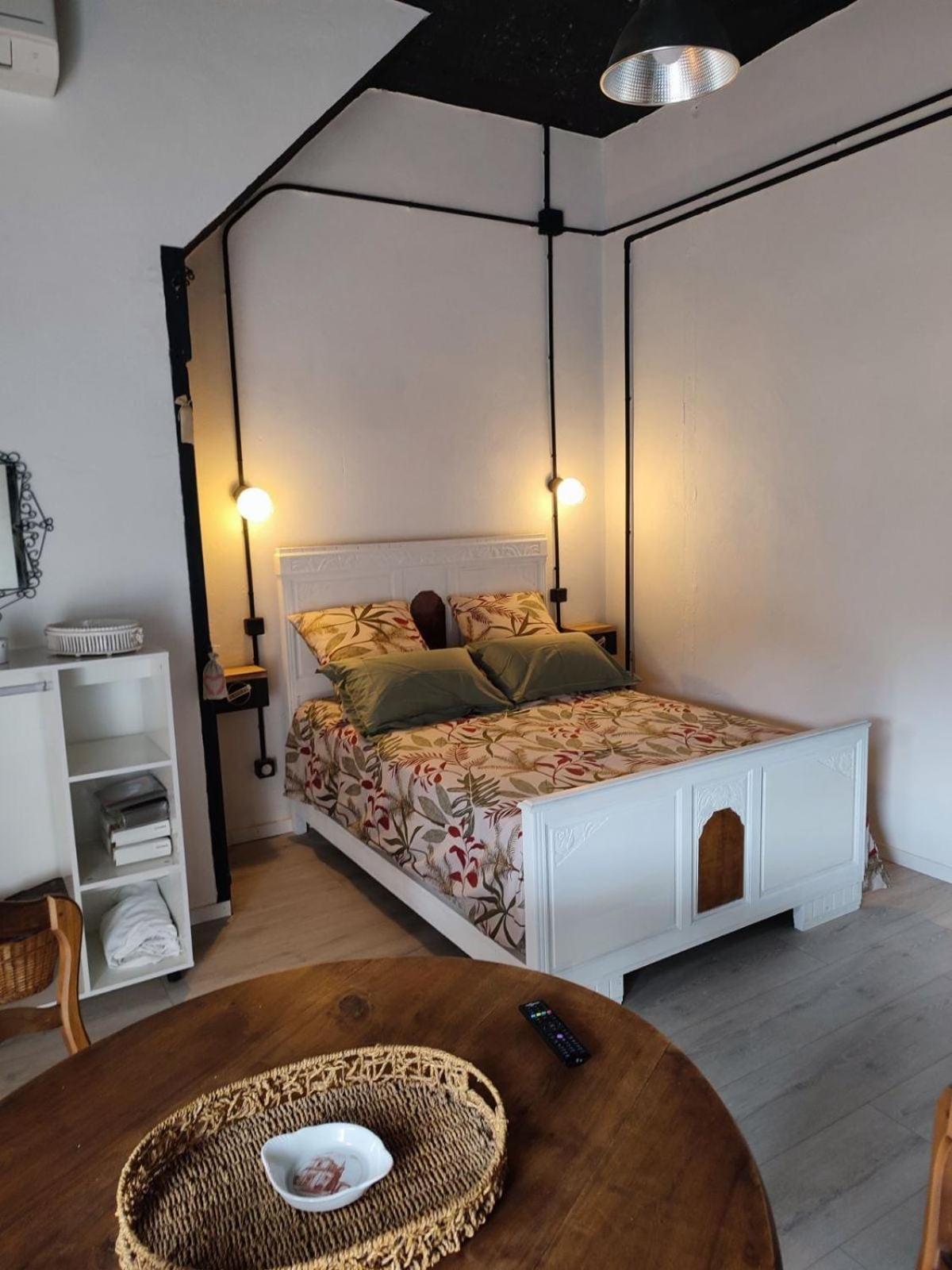 Les Oliviers Apartment Caumont-sur-Durance ภายนอก รูปภาพ
